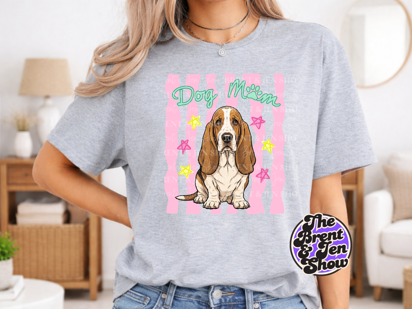 Basset Hound Dog Mom Graphic T-Shirt