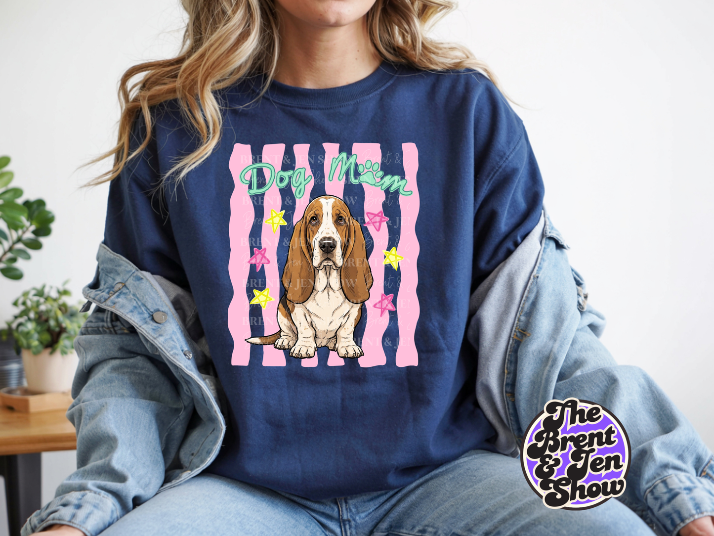 Basset Hound Dog Mom Graphic T-Shirt