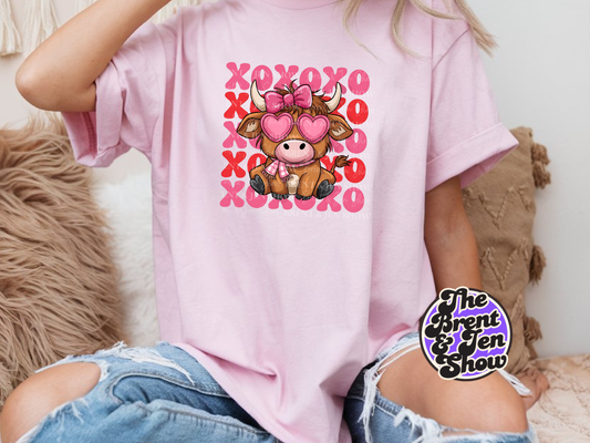 Valentine Highland Cow T-Shirt