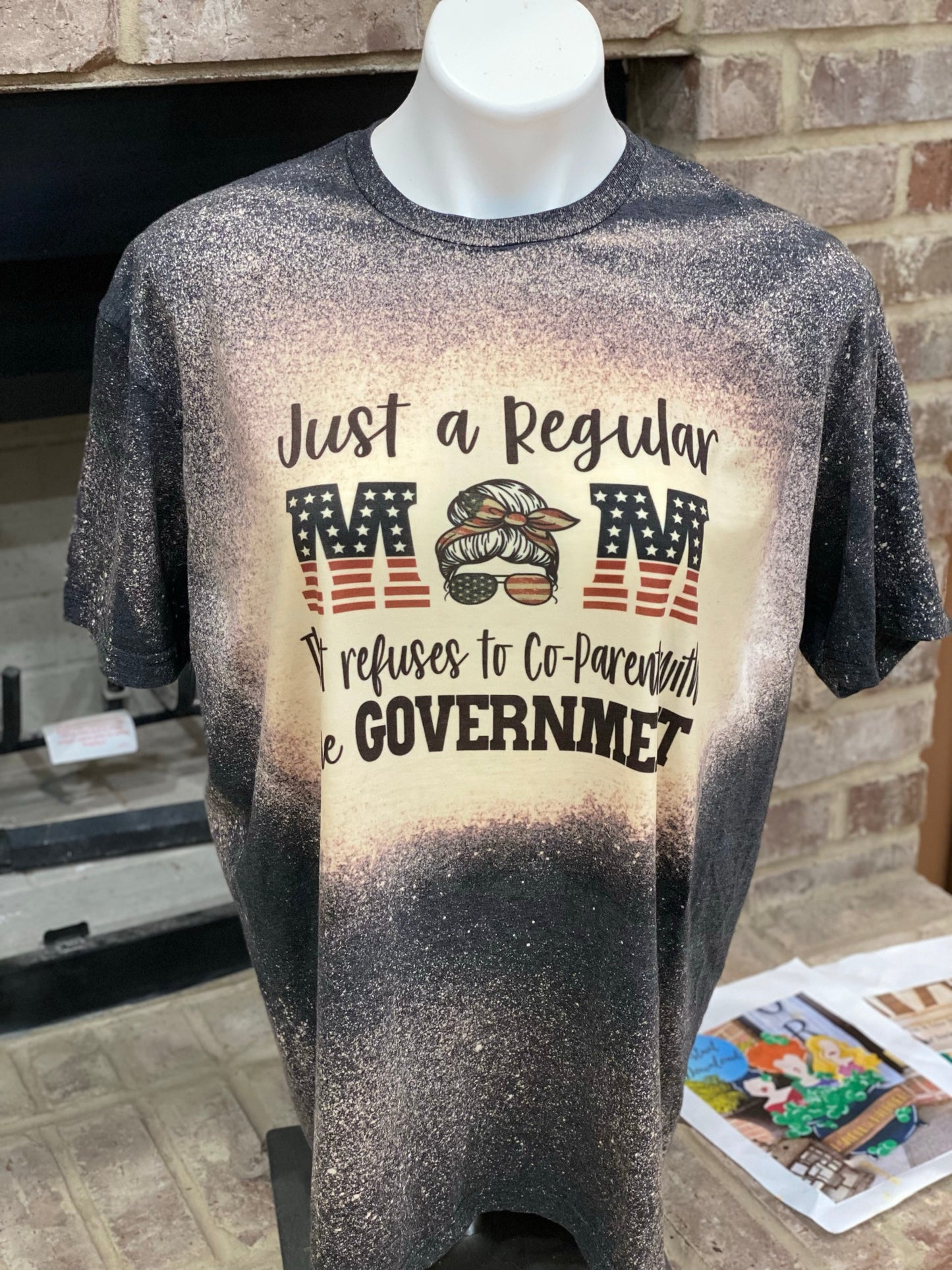 Just a Regular Mom Not CoParenting With the Government, *Bleached*